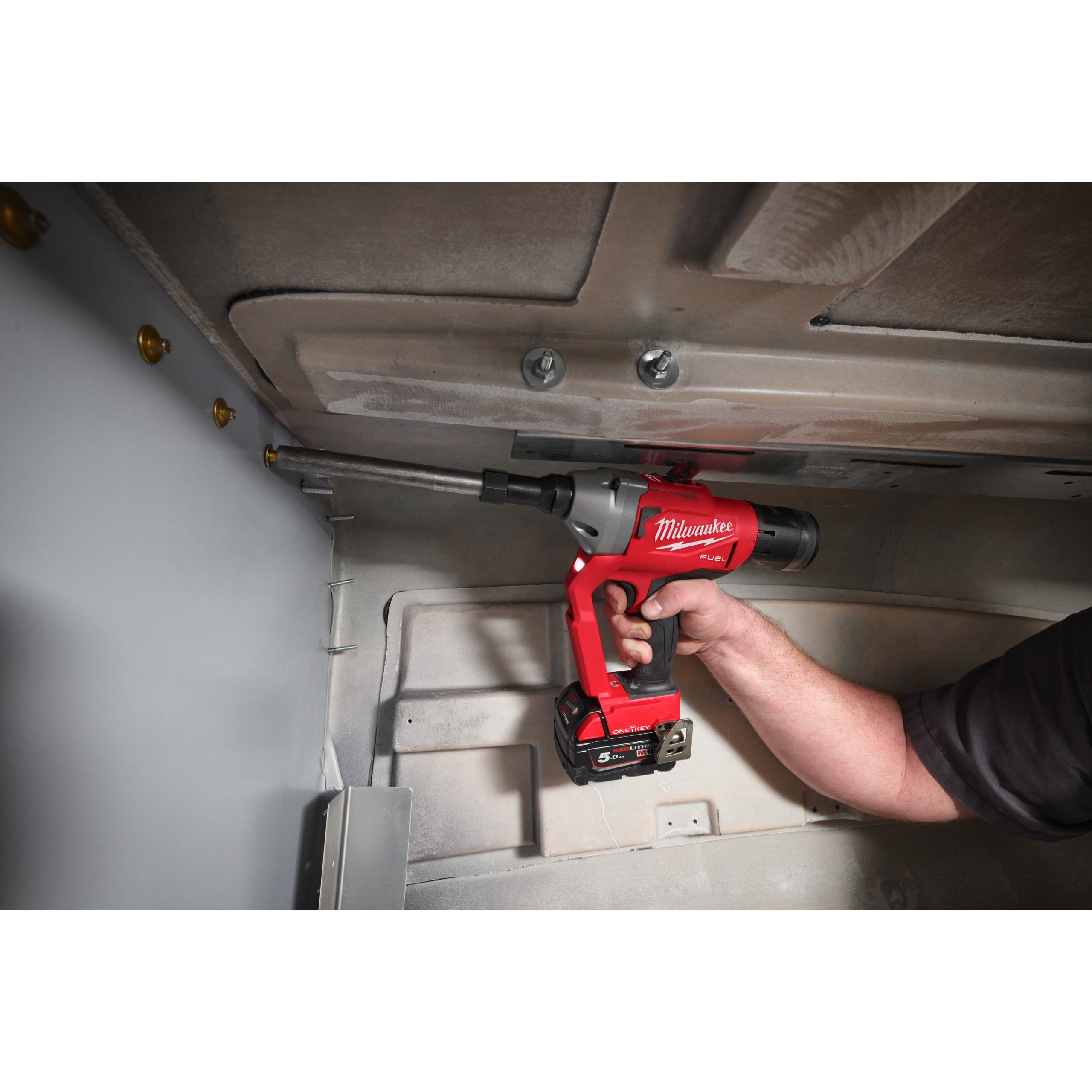 Milwaukee M18ONEFLT-502X Akku-Schließringbolzeng.