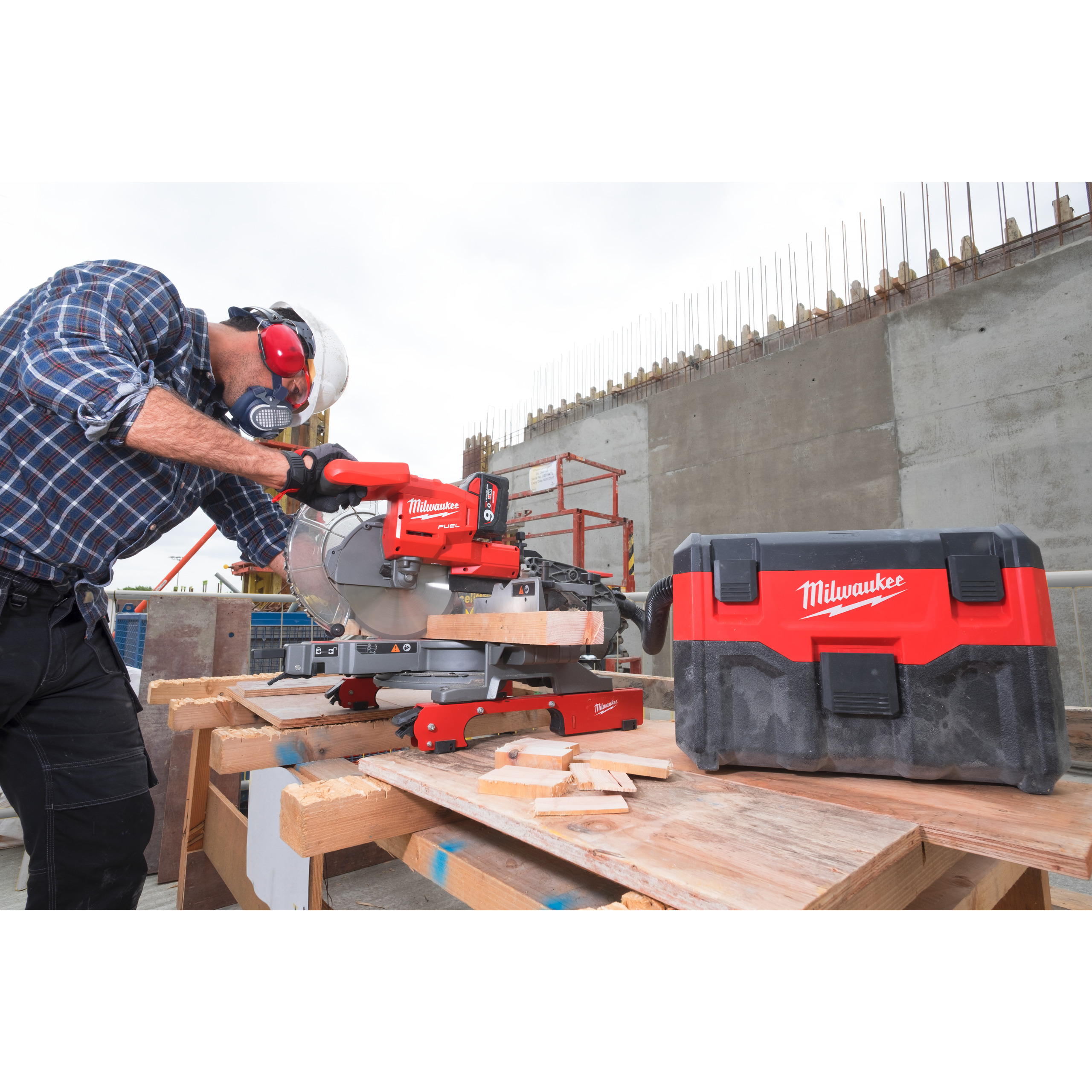Milwaukee M18Vc-2 Akku-Sauger