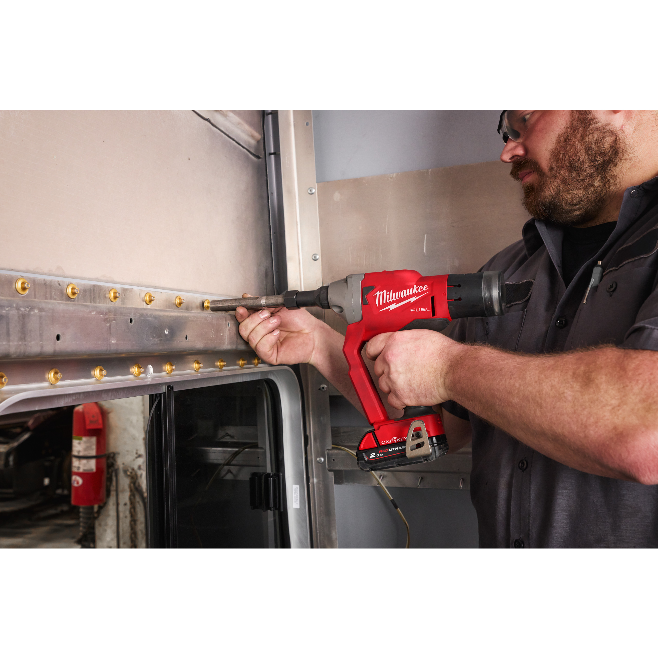 Milwaukee M18ONEFLT-502X Akku-Schließringbolzeng.