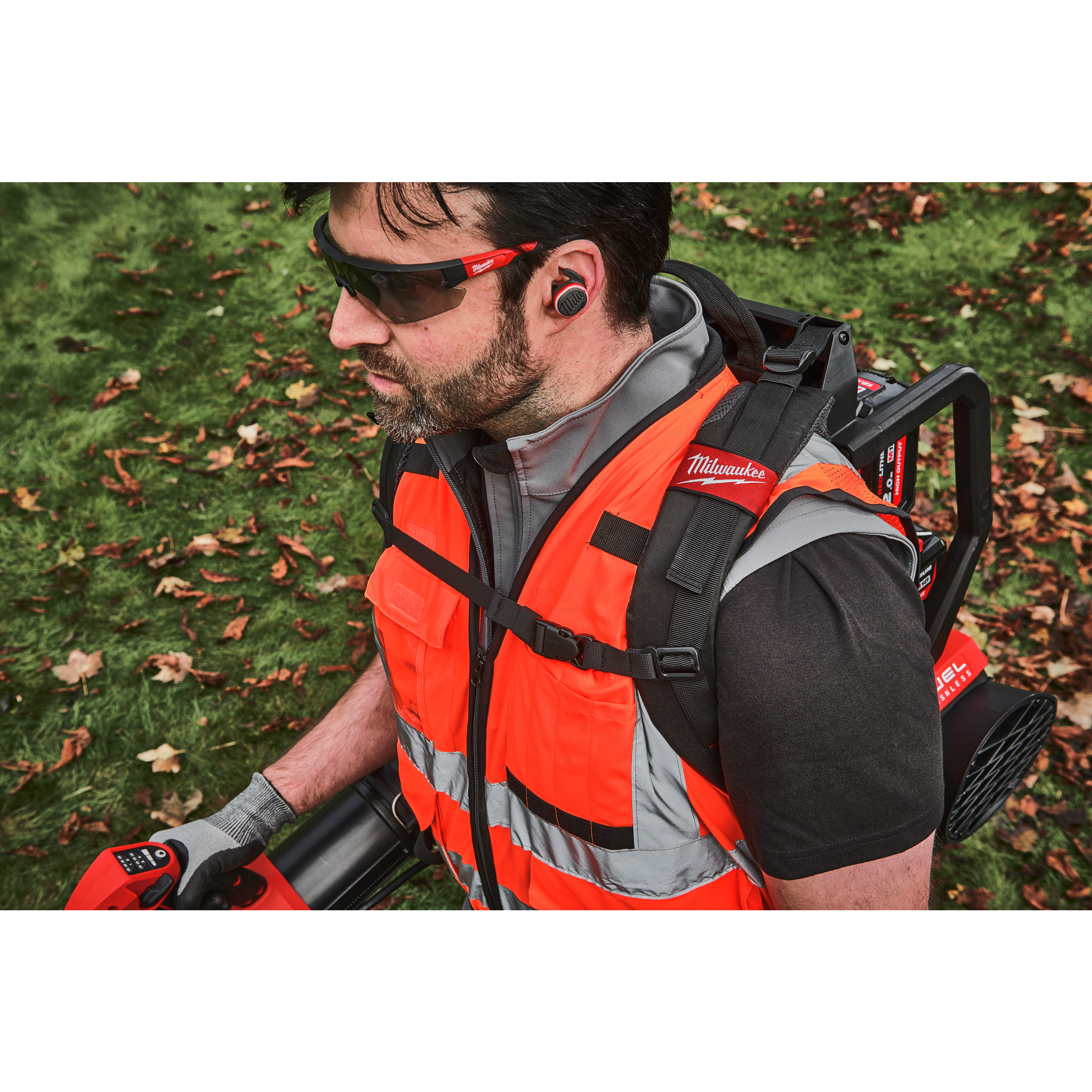 Milwaukee L4RLEPB-301 Bluetooth Gehörschutz