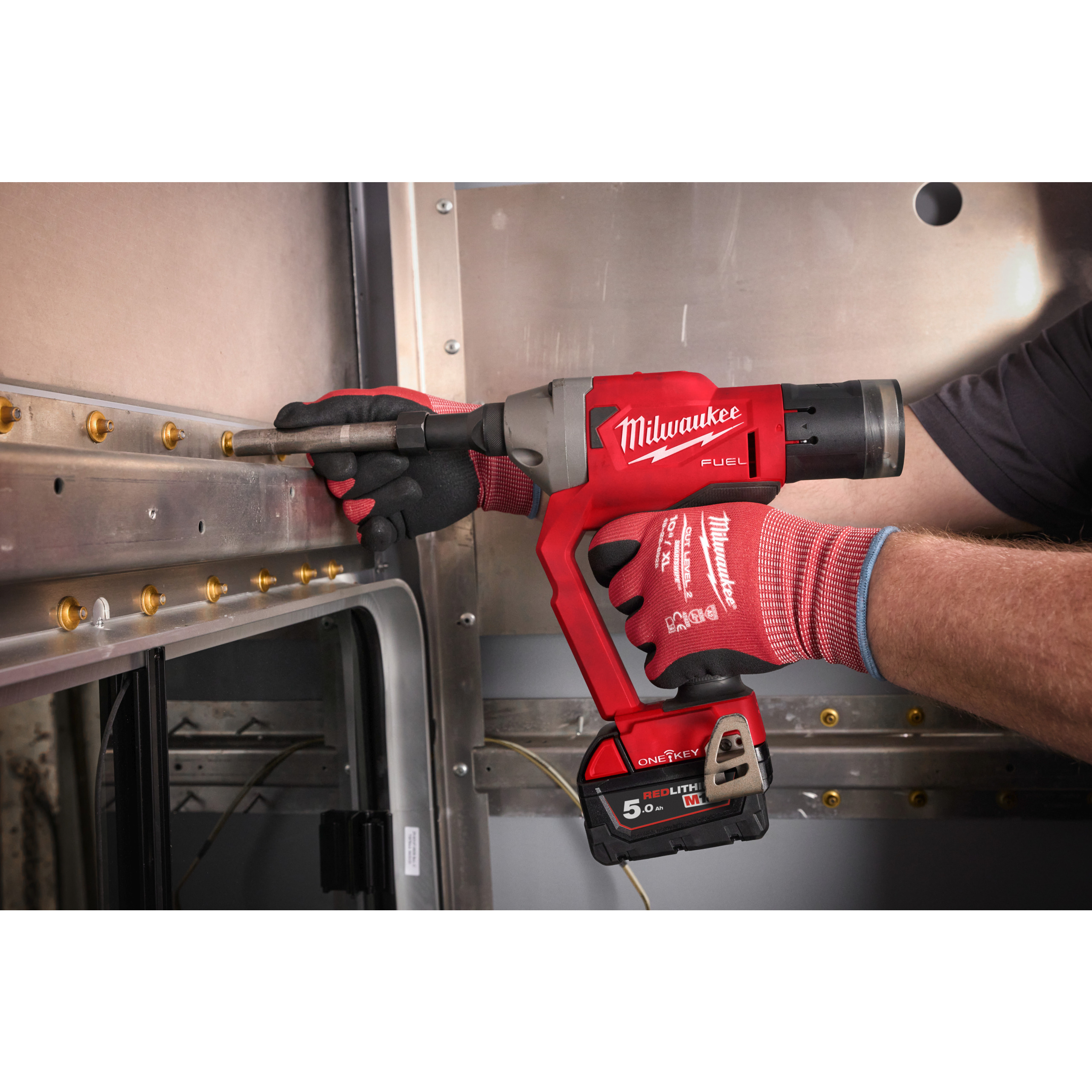 Milwaukee M18ONEFLT-502X Akku-Schließringbolzeng.