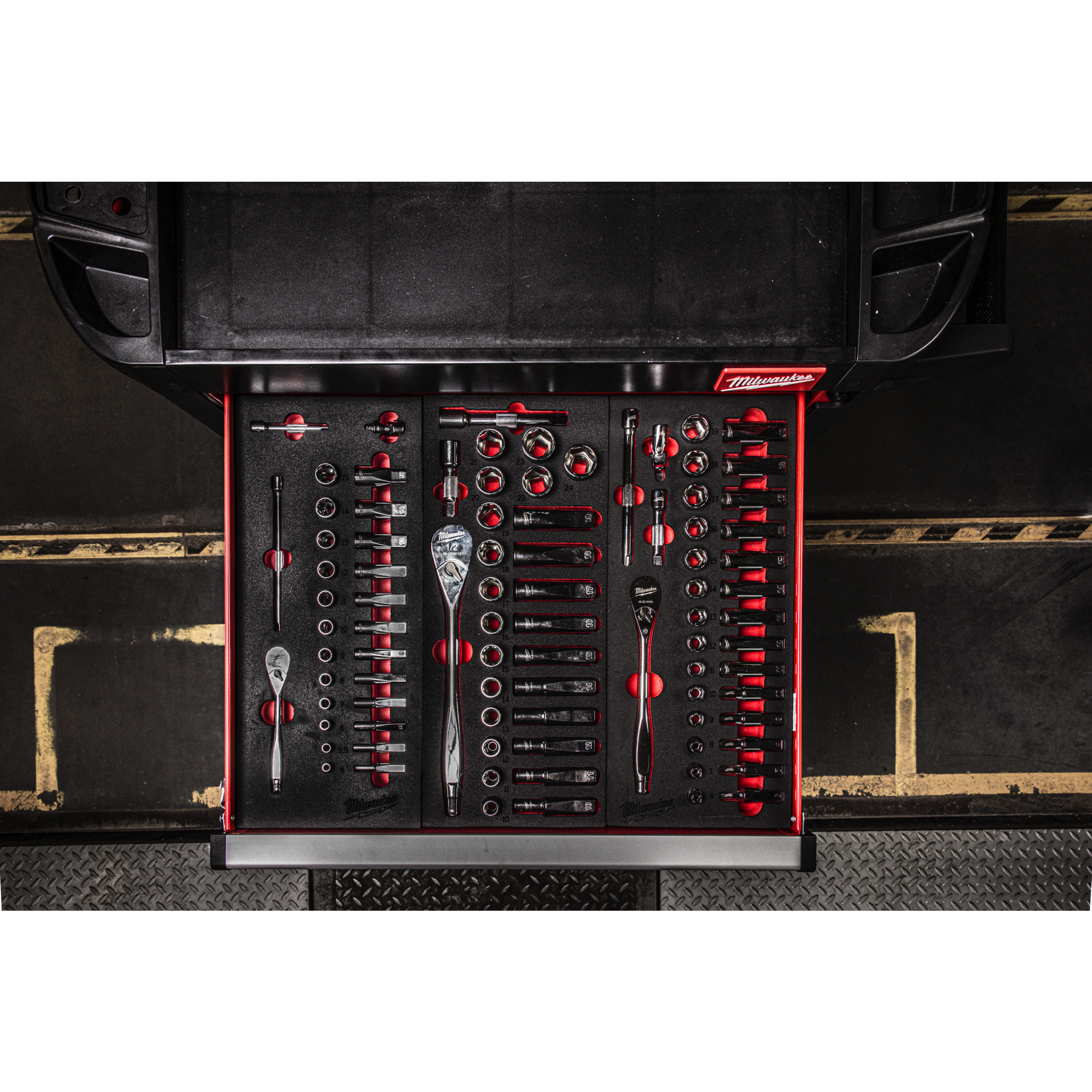 Milwaukee 3/8" Ratschen+Nüsse Einlage 32-tlg.