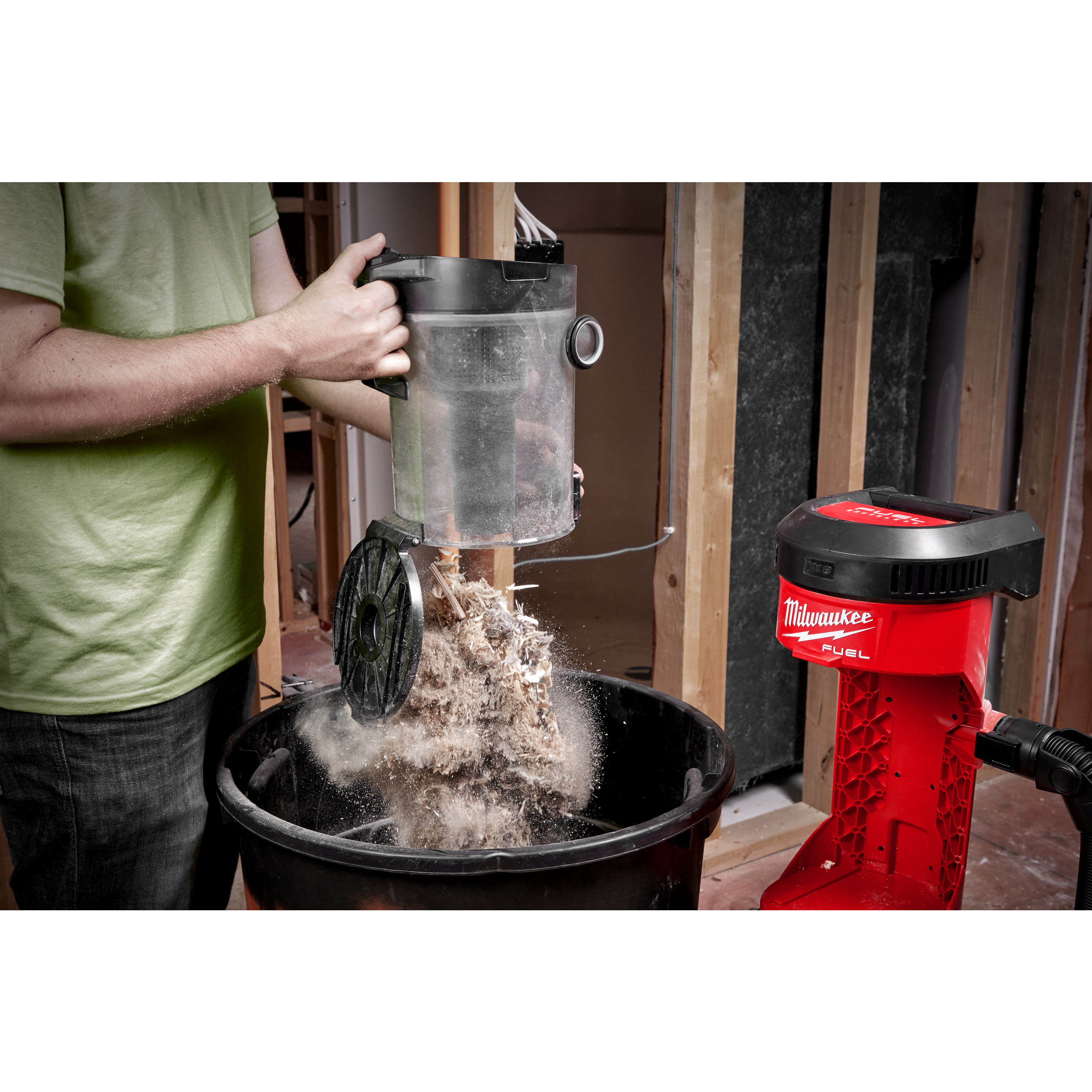 Milwaukee M18Fbpv-0 Ak.Rucksackstaubsauger